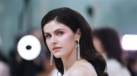 alexandra daddarios tits|Alexandra Daddario Looks Stunning in Nude Photos From Her